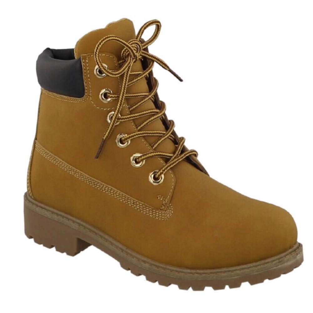 Classic Women Winter Boots - Camel